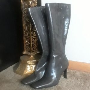 NWOT "Gray Nine West Boots"